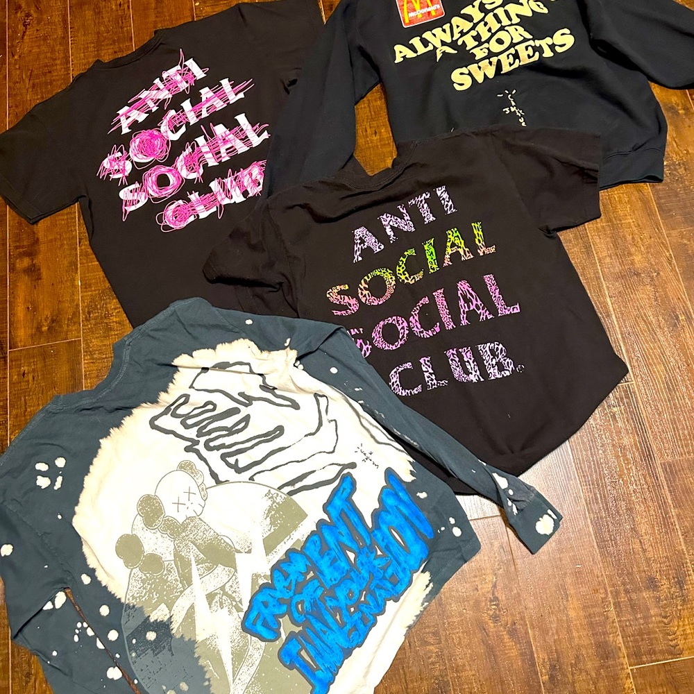 Women’s Lot size Meidum - All Authentic